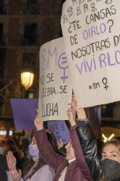 스페인 2020 여성의 증거하는 — 스톡 사진