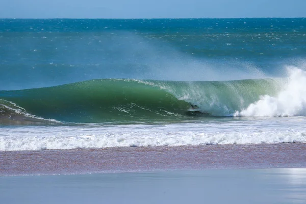 Vlny Pobřeží Dne — Stock fotografie