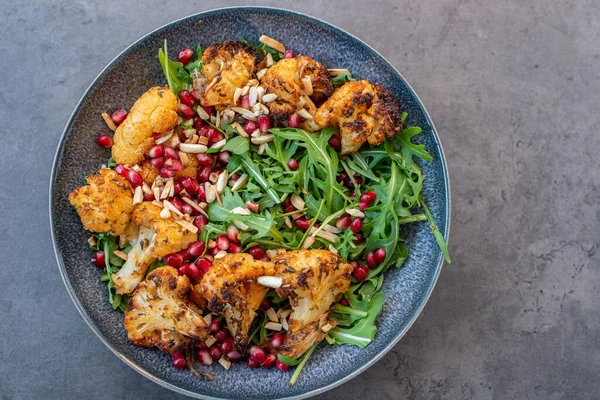 Mélanger Poulet Frit Avec Des Légumes Des Herbes — Photo