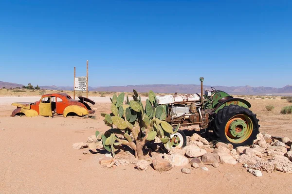 Gammal Rostig Bil Öknen — Stockfoto