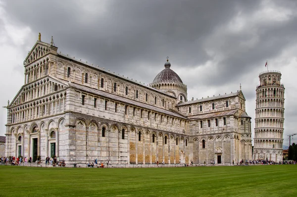 Eğik Pisa Kulesi Talya — Stok fotoğraf