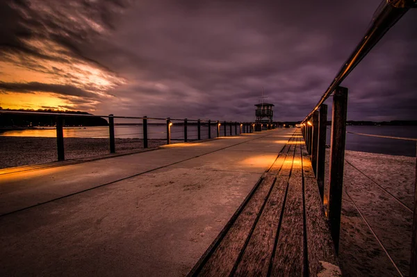 Holzbrücke Über Das Meer — Stockfoto