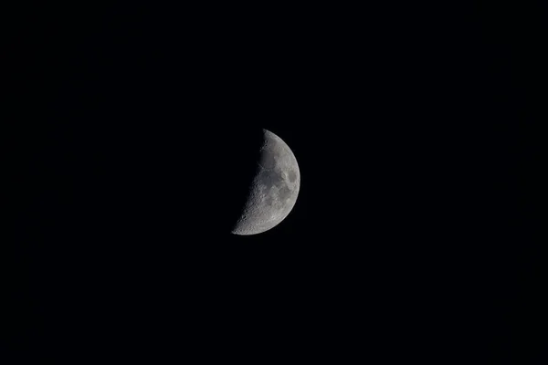 夜空中的月亮 — 图库照片