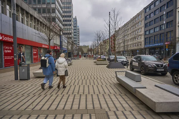 London Circa September 2019 Människor Går Längs Gatan Staden Amsterdam — Stockfoto