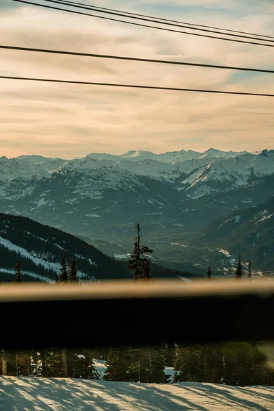 Schöne Aussicht Auf Die Berge — Stockfoto