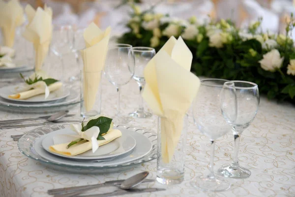 Schöne Tischdekoration Für Den Hochzeitsempfang — Stockfoto
