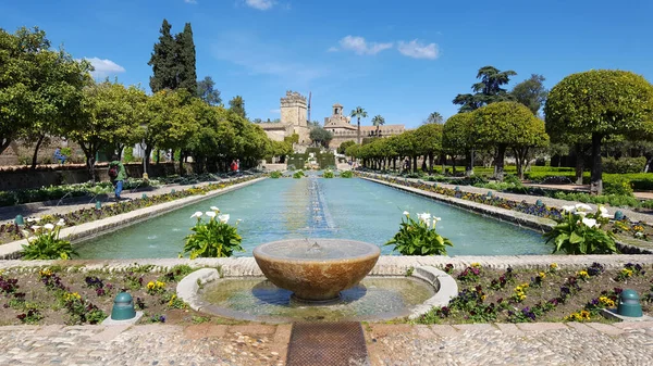 Bellissimi Giardini Del Giardino Del Palazzo — Foto Stock