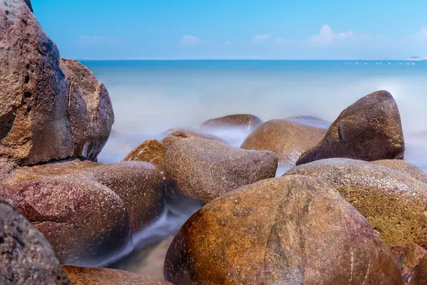Όμορφο Θαλάσσιο Τοπίο Βράχια Και Πέτρες — Φωτογραφία Αρχείου