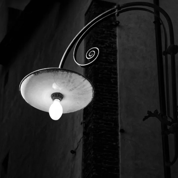Черно Белое Фото Лампы — стоковое фото