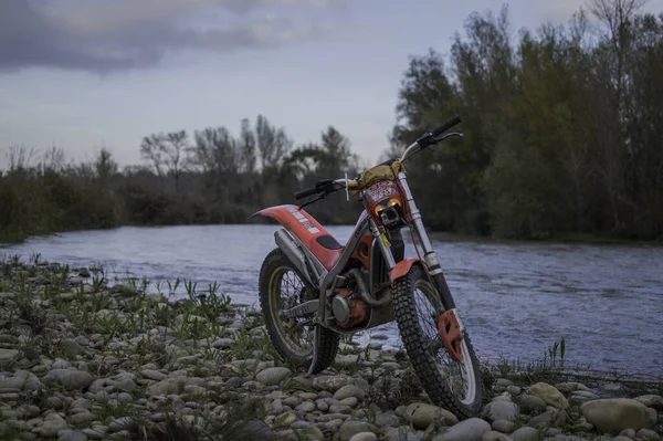 Una Motocicleta Las Montañas — Foto de Stock