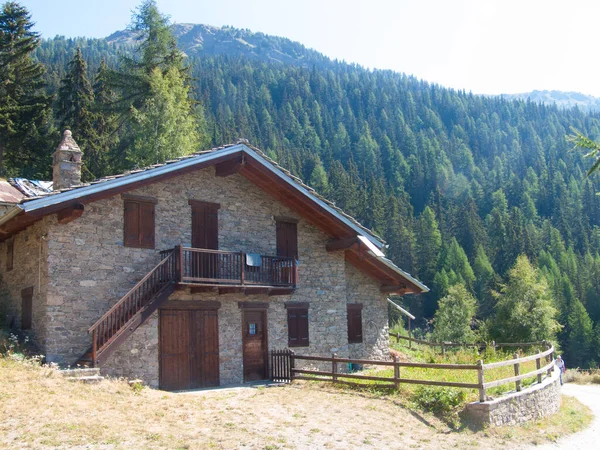 Schöne Aussicht Auf Die Berge — Stockfoto