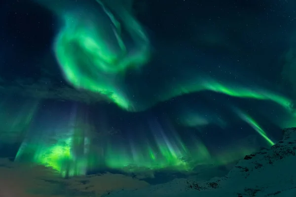 Aurora Boreale Sulle Montagne Polari — Foto Stock