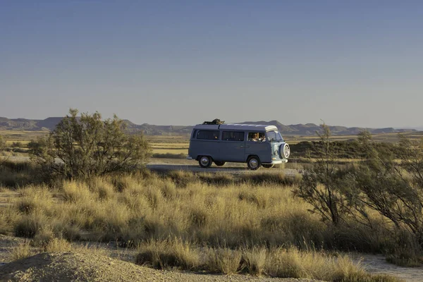 Vieux Bus Dans Désert — Photo