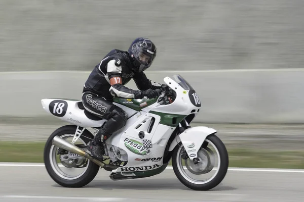 Motorradfahrer Auf Der Straße — Stockfoto