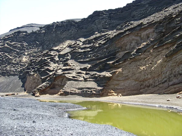 Vackert Landskap Med Sjö Och Berg — Stockfoto