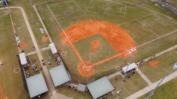 Basebollplan Med Spelare — Stockfoto