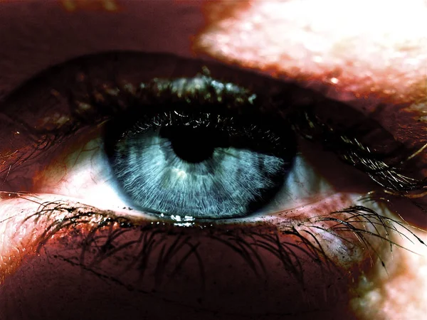 Nahaufnahme Eines Weiblichen Auges Mit Bunter Farbe — Stockfoto