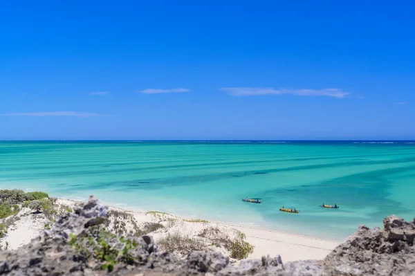 Vacker Strand Med Blå Himmel — Stockfoto