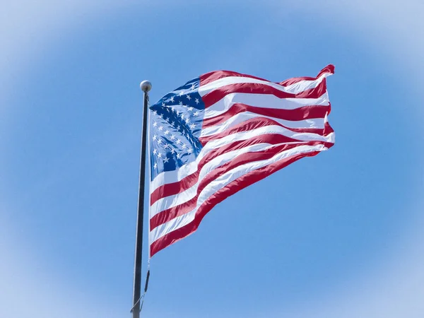 Närbild Vit Och Blå Viftande Flagga Usa — Stockfoto