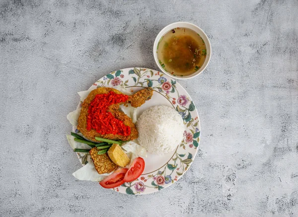 Pemandangan Atas Makanan Asia Yang Lezat — Stok Foto