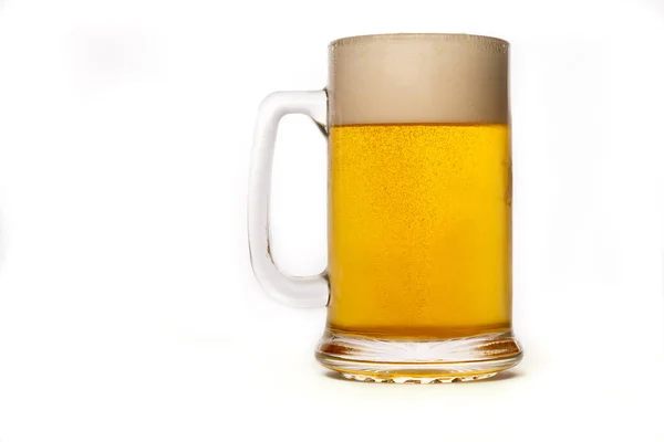 Biermok Met Schuim Geïsoleerd Witte Achtergrond — Stockfoto