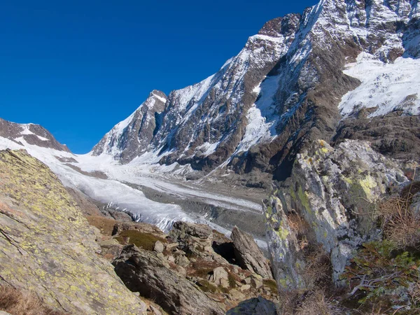Hermoso Paisaje Las Montañas Del Cáucaso —  Fotos de Stock