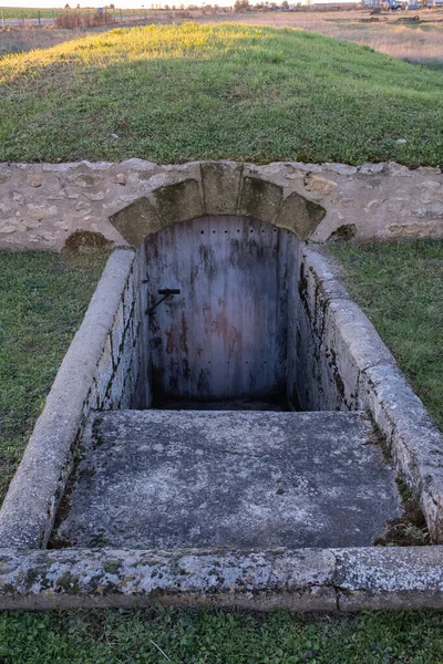 Steintreppe Keller — Stockfoto