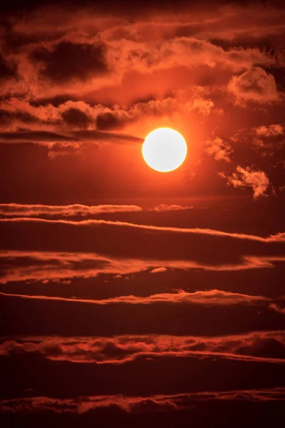 Hermoso Atardecer Sobre Mar —  Fotos de Stock