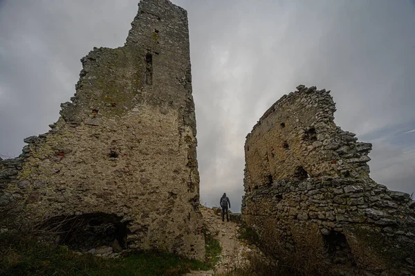 城中古城堡的废墟 — 图库照片