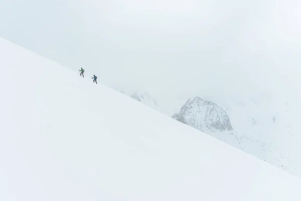 Paar Den Bergen — Stockfoto