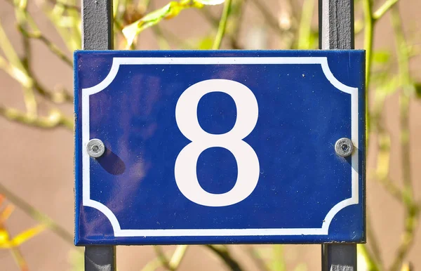 Hausnummer Auf Blauem Hintergrund — Stockfoto