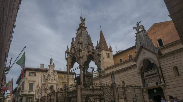 Barselona Şehrindeki Kutsal Mezarlığın Katedrali — Stok fotoğraf