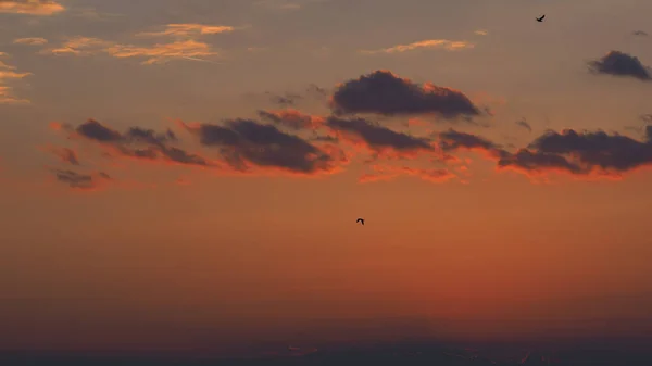 美丽的夕阳天空 乌云弥漫 — 图库照片