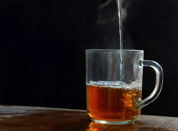 Teetasse Auf Einem Holztisch — Stockfoto