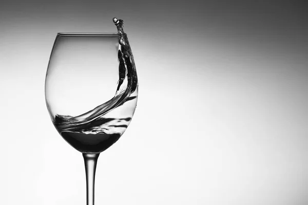 白を基調としたワイングラス — ストック写真