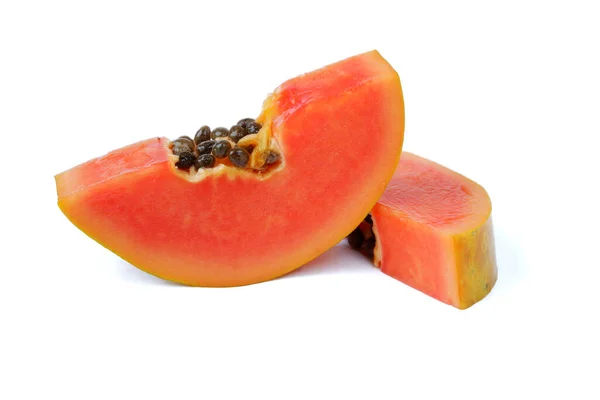 Skivad Mogen Röd Papaya Isolerad Vit Bakgrund — Stockfoto