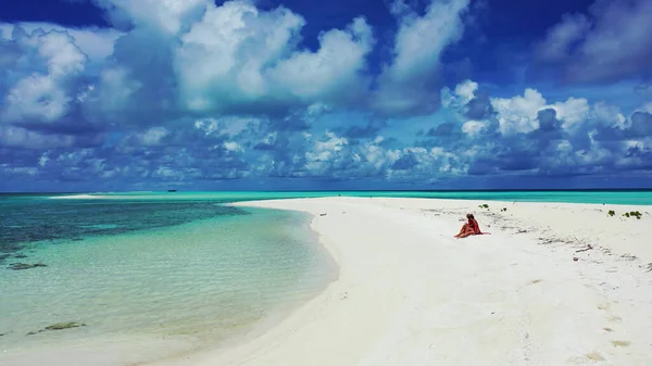 Hermosa Pareja Playa —  Fotos de Stock
