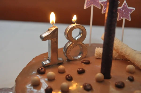 Süße Geburtstagstorte Mit Kerzen — Stockfoto