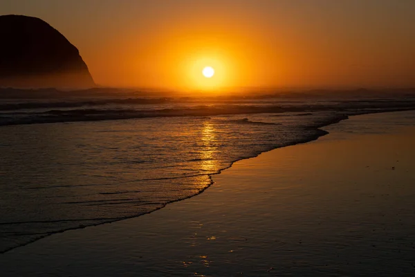 Belo Pôr Sol Sobre Mar — Fotografia de Stock