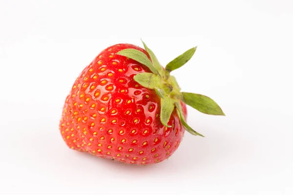 Fresas Frescas Maduras Sobre Fondo Blanco — Foto de Stock