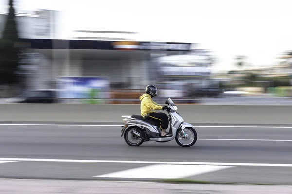 Moto Équitation Dans Ville — Photo