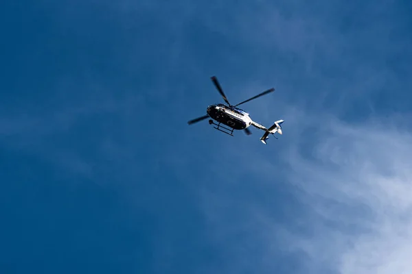 Helicóptero Voando Céu — Fotografia de Stock