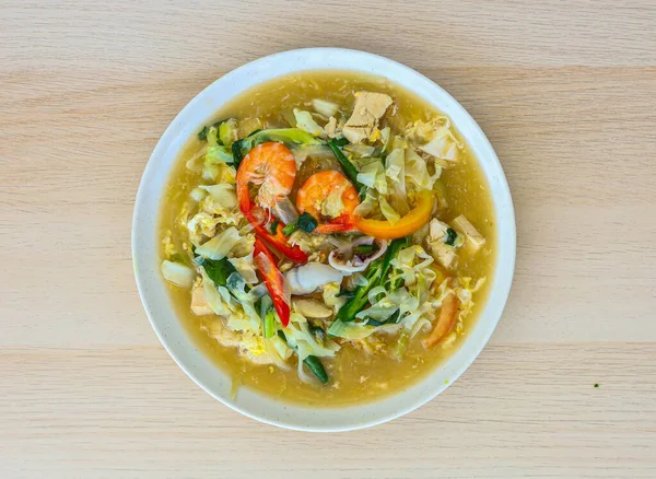 Tajskie Makaron Smażony Kurczakiem Warzywami — Zdjęcie stockowe