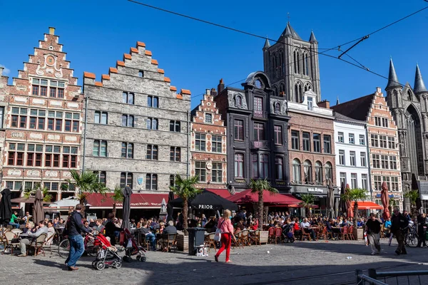 Amsterdam Nederland Juli 2018 Mensen Wandelen Langs Straat Van Oude — Stockfoto