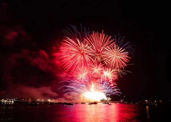 Feuerwerk Nachthimmel — Stockfoto