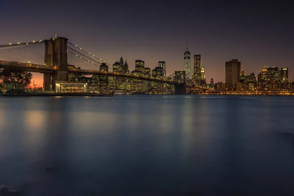 New York City Skyline Nachts — Stockfoto