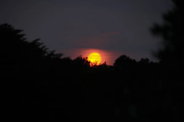 Prachtige Zonsondergang Boven Het Meer — Stockfoto