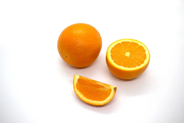 Fruta Naranja Fresca Sobre Fondo Blanco Plano Laico — Foto de Stock