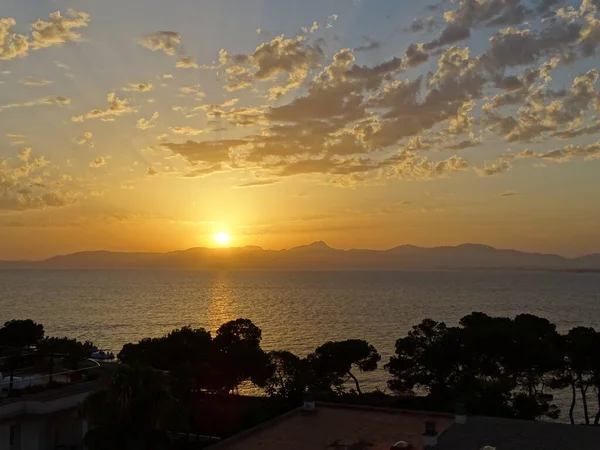 Schöner Sonnenuntergang Über Dem Meer — Stockfoto