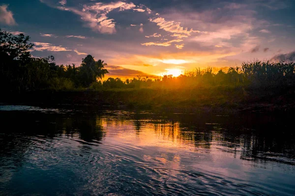 Magnifique Coucher Soleil Sur Lac — Photo